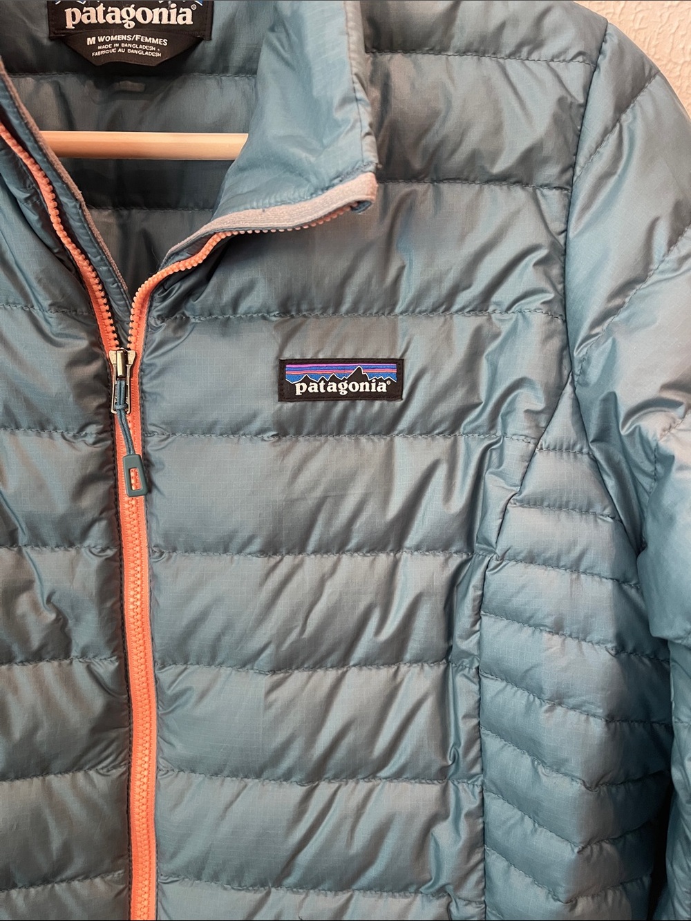 Patagonia Teal Lightweight Quilted Puffer Jacket with Peach Zippers. Women’s M. - Picture 3 of 8
